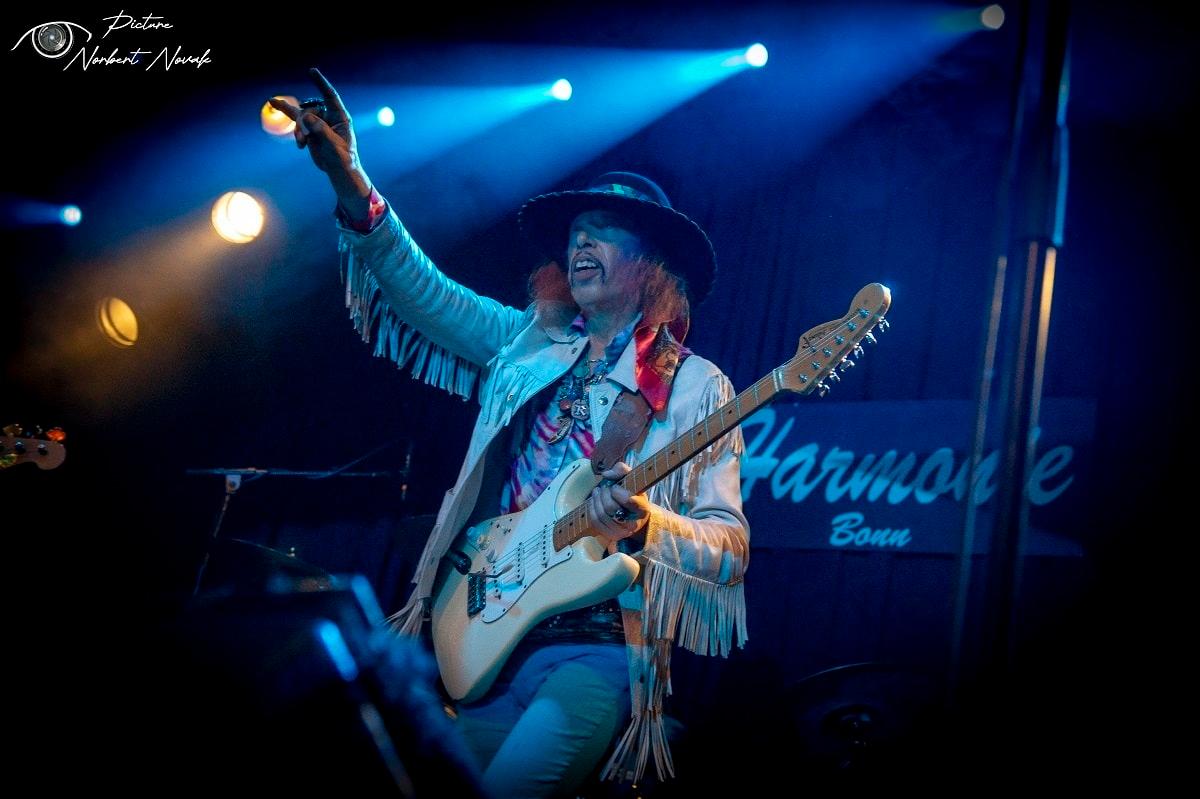 RANDY HANSEN & BAND – „A Tribute To Jimi Hendrix