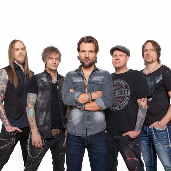 THE NEW ROSES